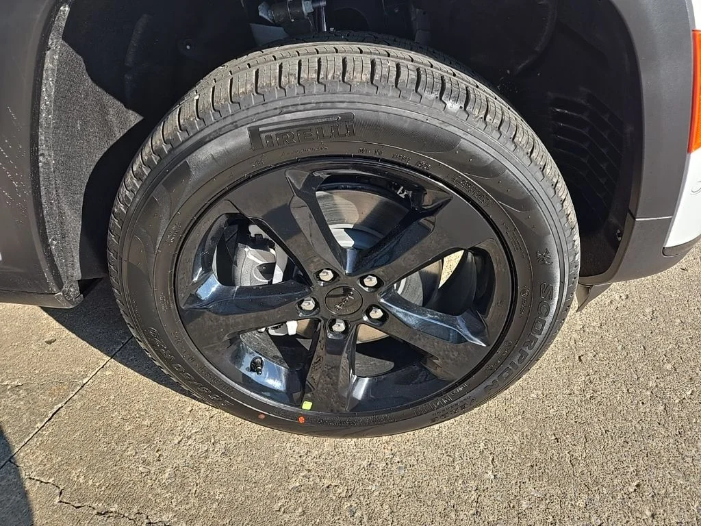 2025 Jeep Grand Cherokee L Limited - Photo 25