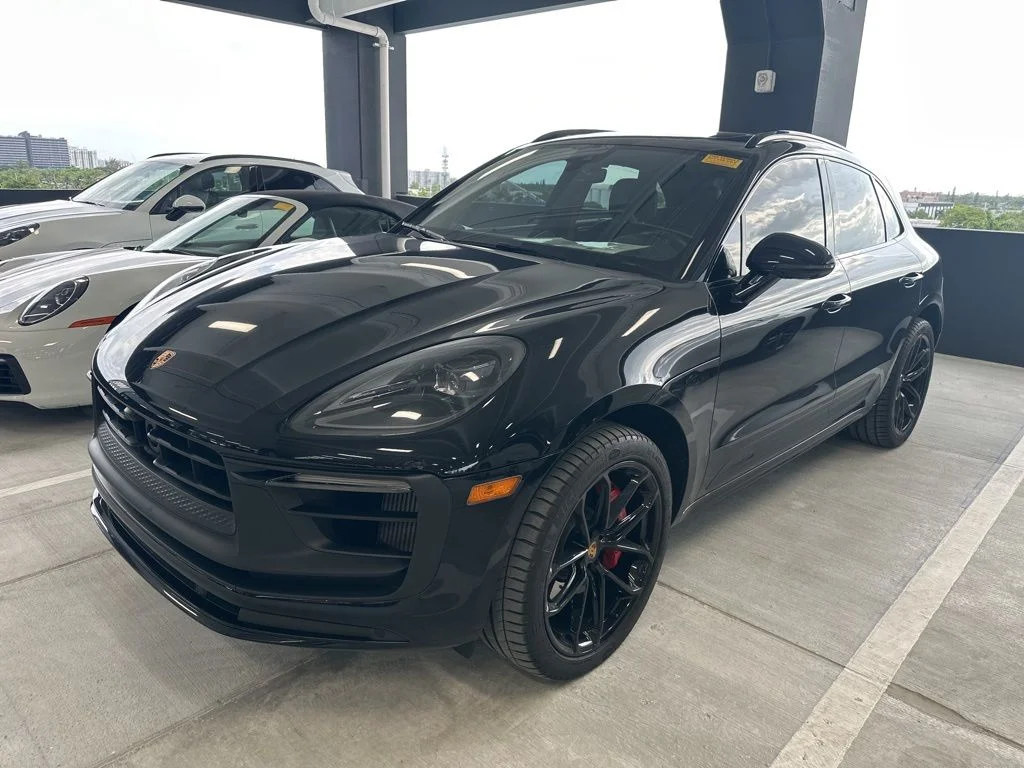 2023 Porsche Macan GTS's photo