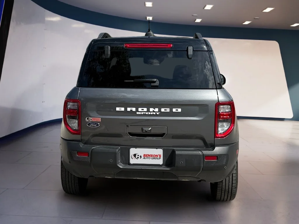 Used 2025 Gray Ford Outer Banks image 4