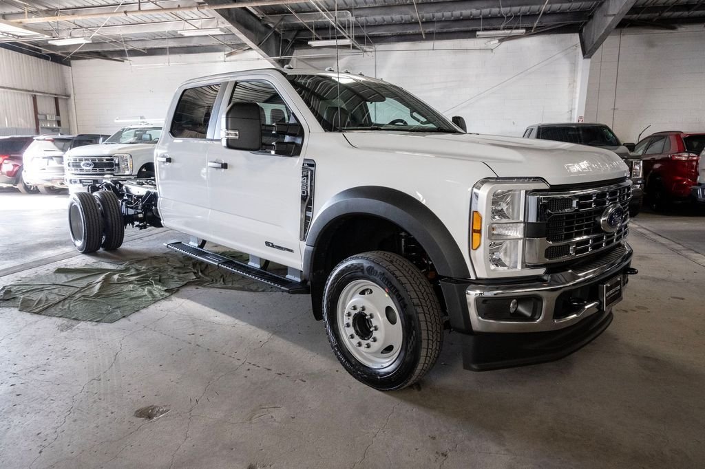 2026 Ford F-450 XL Crew Cab 203-In DRW's photo