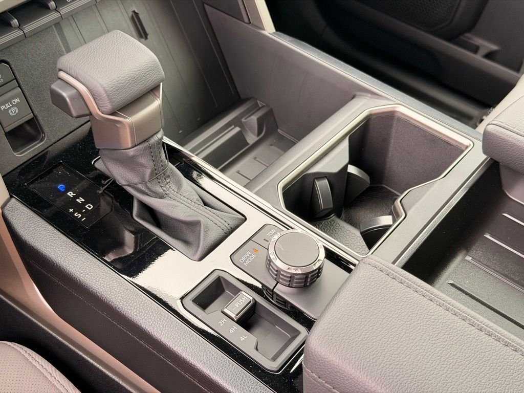 2026 Toyota Tundra SR5 - Photo 27