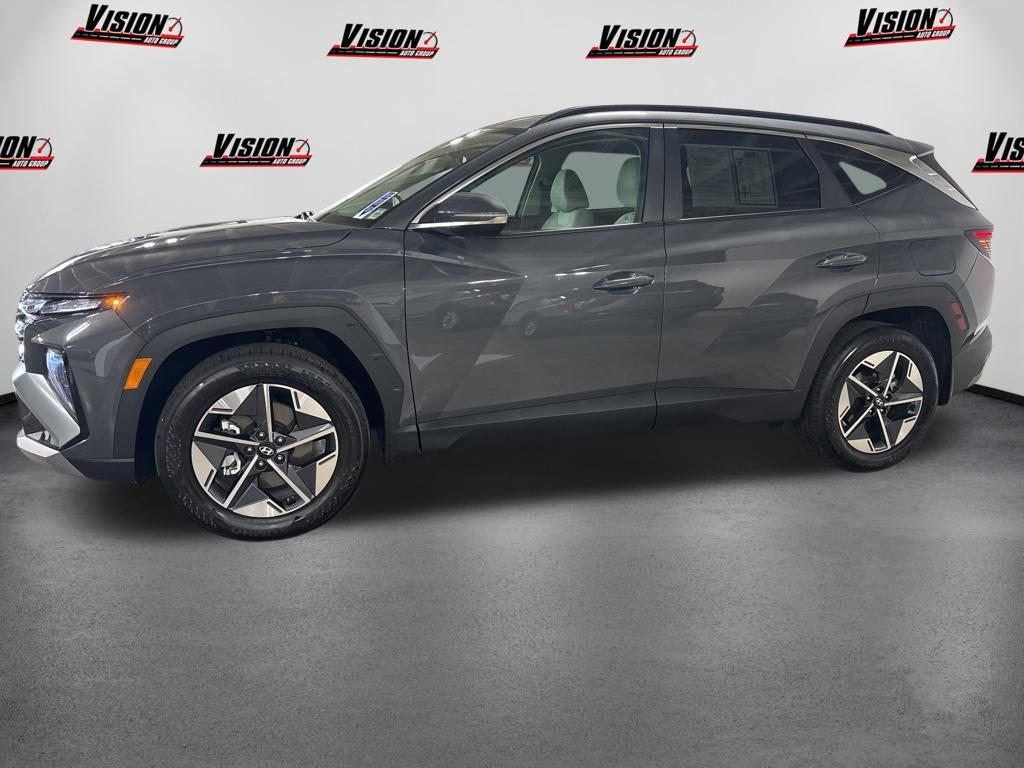 Certified Used 2025 Gray Hyundai SEL Convenience image 8