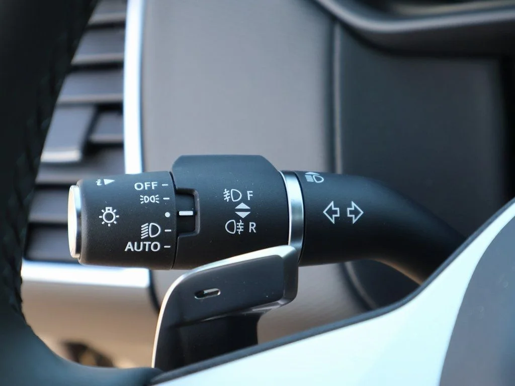 New 2026 Carpathian Grey Land Rover  image 35