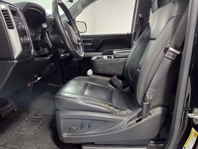 Used 2017 Black Chevrolet LT image 5