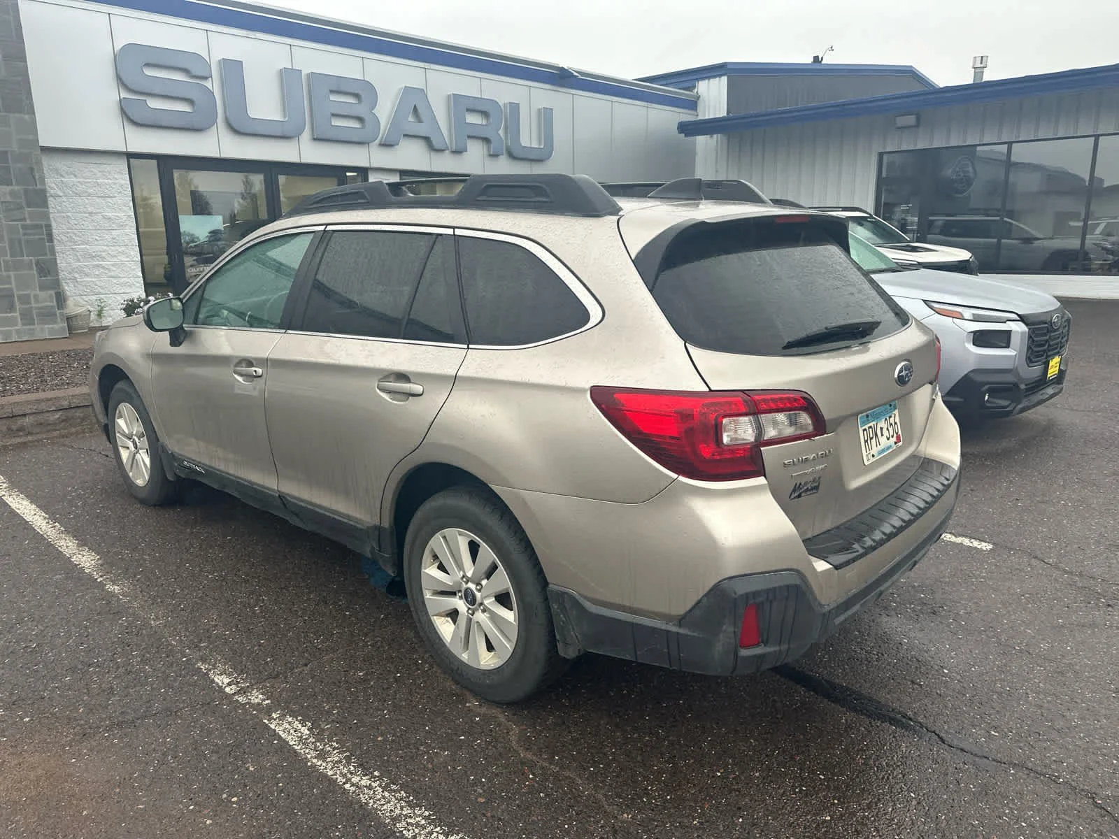 Used 2018 Tungsten Metallic Subaru Premium image 3