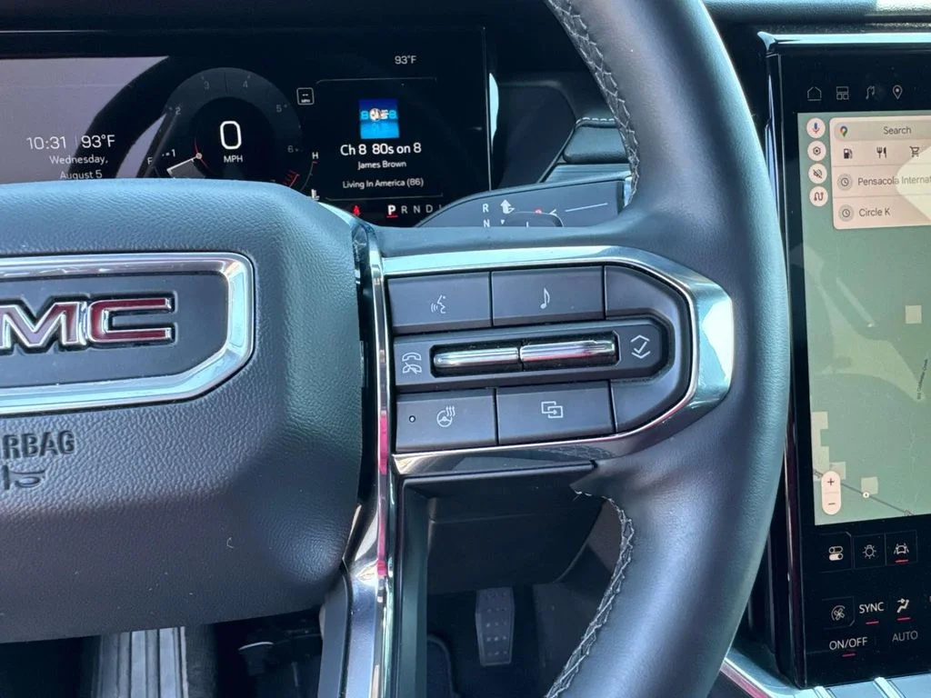 Used 2025 White GMC Elevation image 33