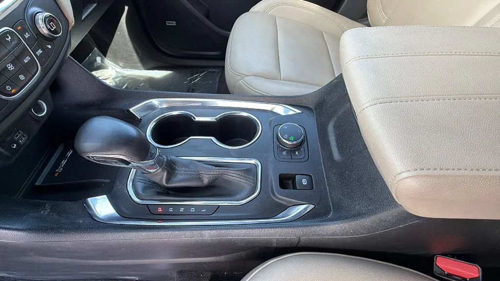 Used 2023 Summit White Chevrolet LT Leather image 13