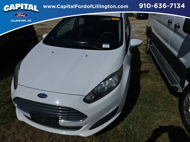 Used 2019 White Ford SE image 1