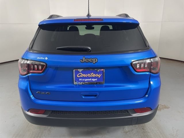 New 2026 Hydro Blue Pearlcoat Jeep Latitude image 7