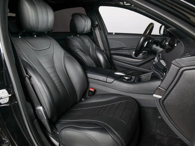 Used 2019 Black Mercedes-Benz S 560 image 3