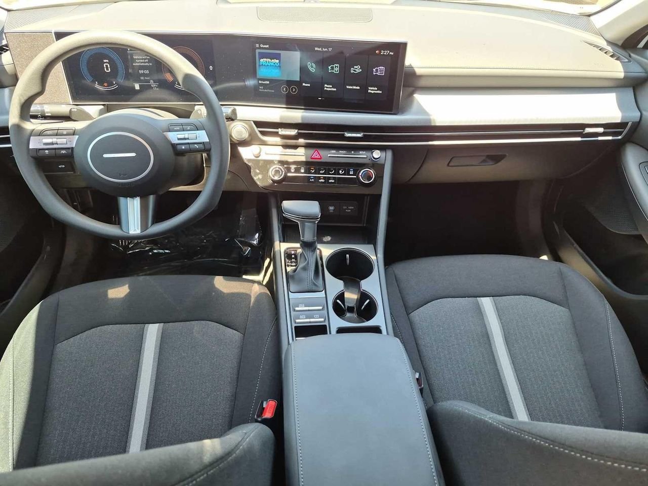 New 2026 Serenity White Hyundai SE image 15
