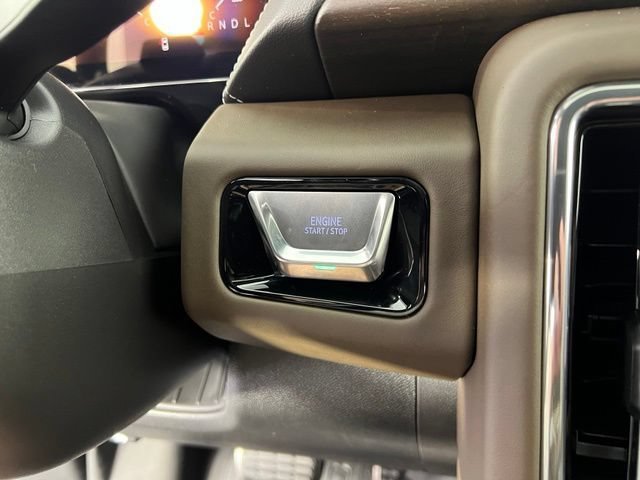 New 2026 Glacier White Tricoat GMC Denali Ultimate image 29