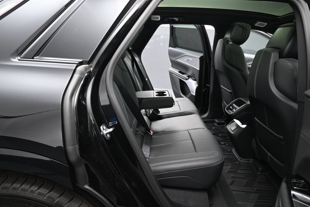 2027 Cadillac LYRIQ Premium Sport - Photo 19