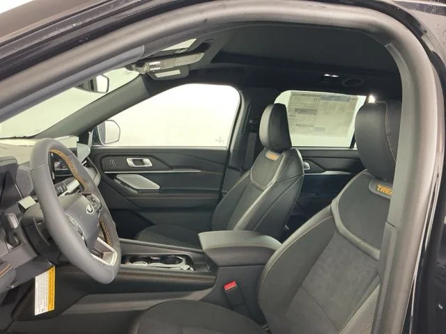 New 2026 Agate Black Metallic Ford Tremor image 17