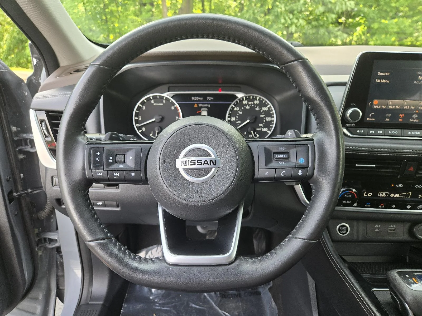 Used 2021 Boulder Gray Pearl Nissan SL image 17