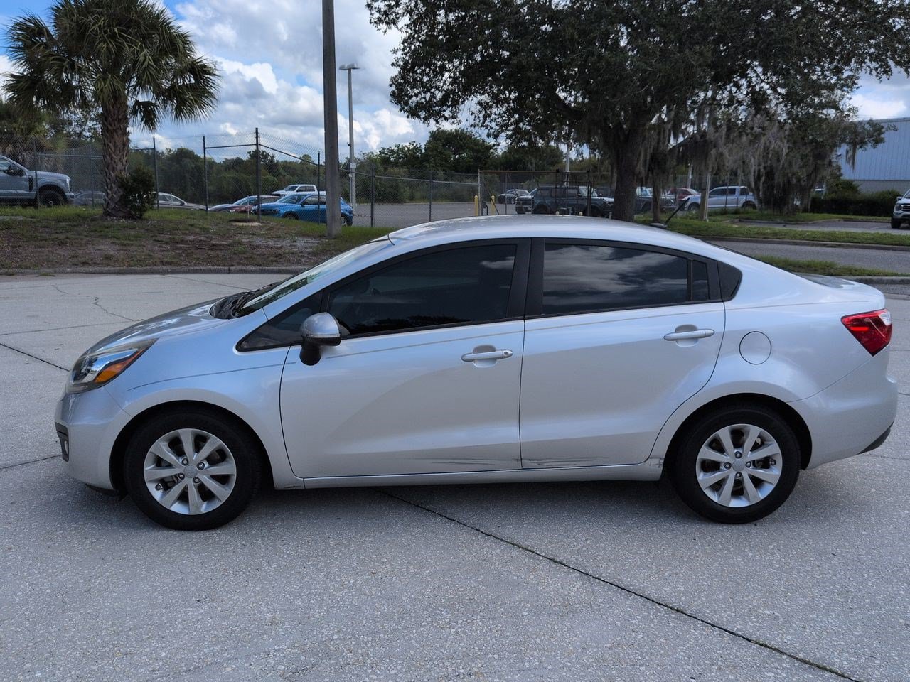 Used 2014 Bright Silver Kia EX image 8