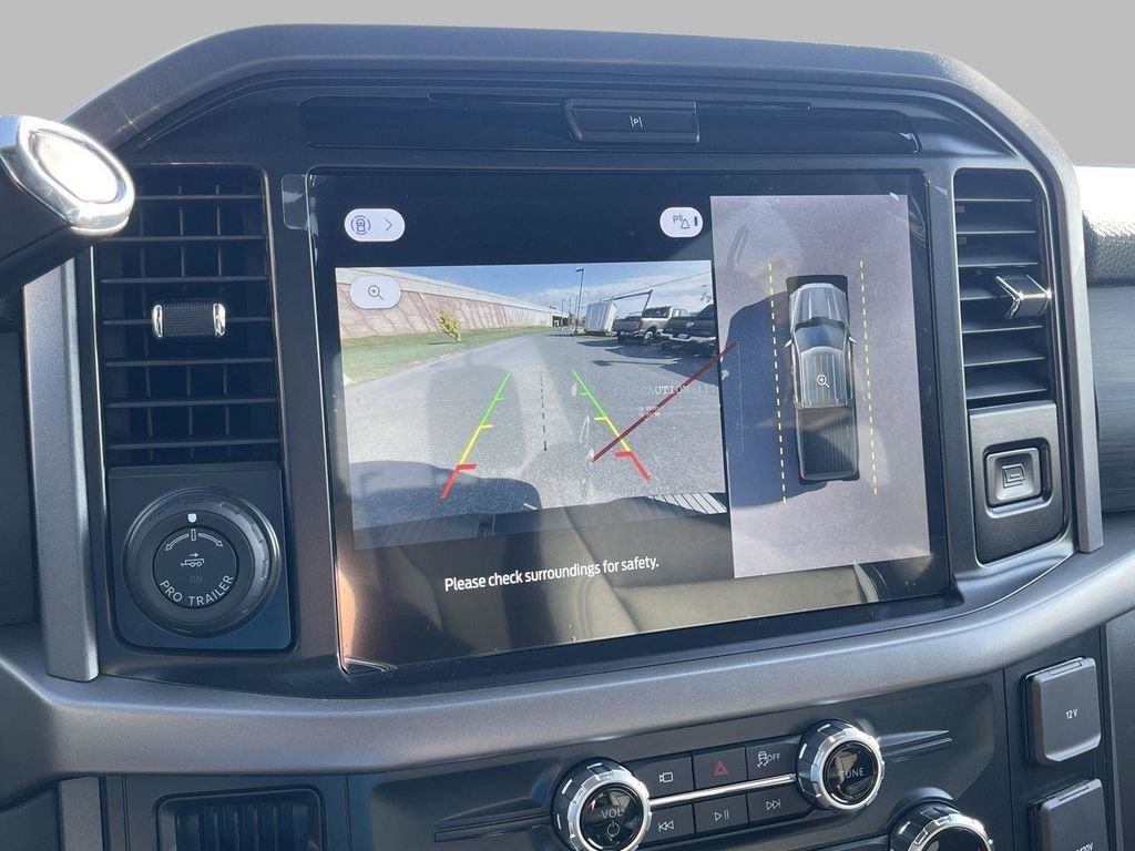 2025 Ford F-150 XLT - Photo 38