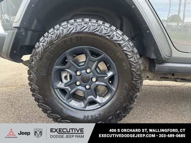 Used 2023 Gray Jeep Base 4xe image 10