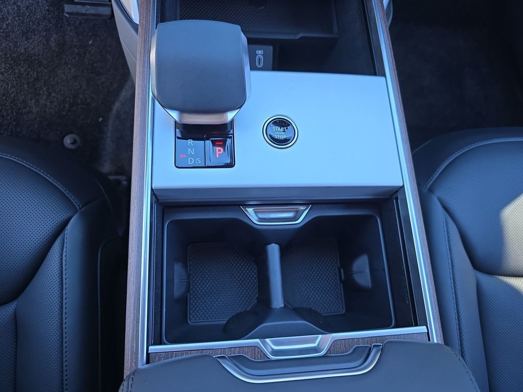 New 2026 Batumi Gold Land Rover SE LWB image 27