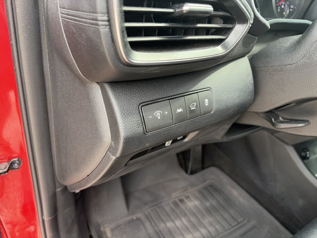 Used 2023 Red Hyundai SEL image 18