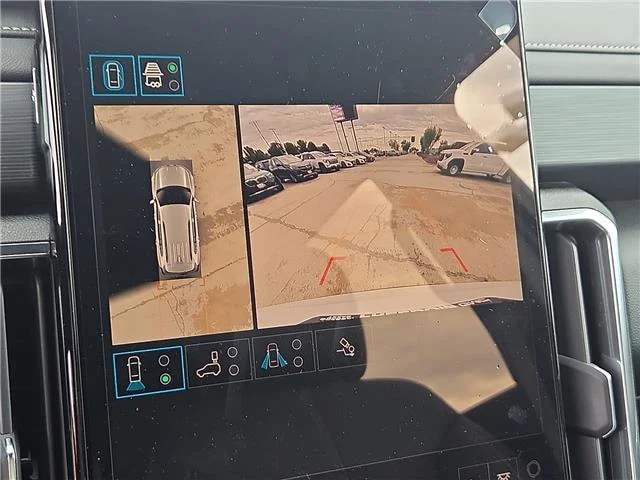 New 2026 Summit White GMC Elevation image 18