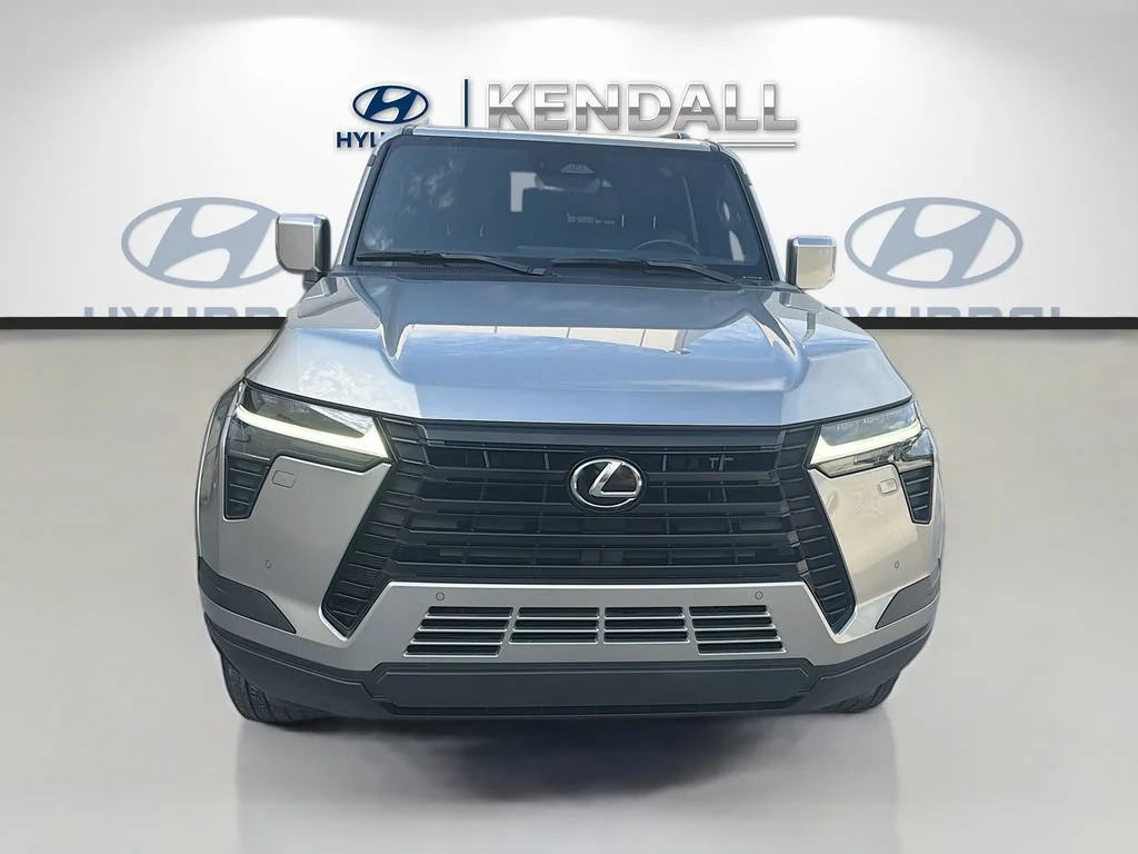 Certified Used 2024 Silver Lexus GX 550 Premium image 2