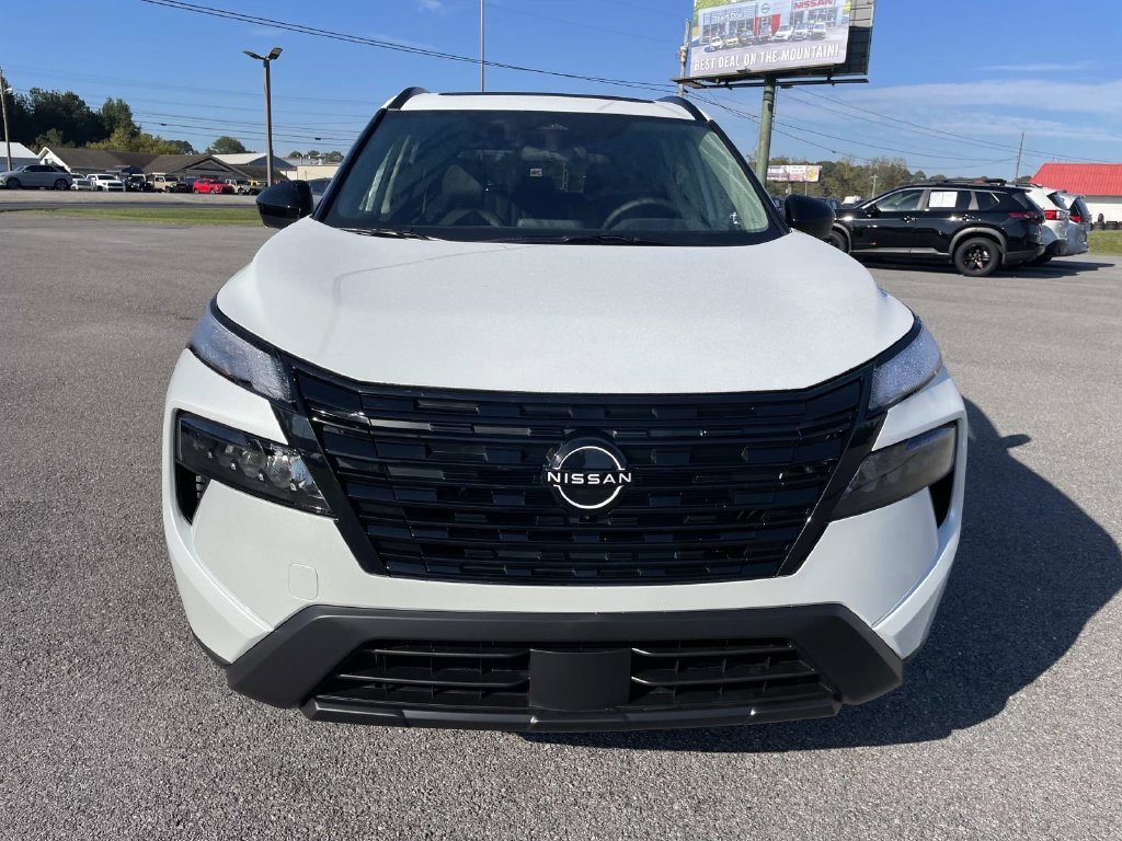 New 2027 Everest White Pearl TriCoat Nissan Dark Armor image 19