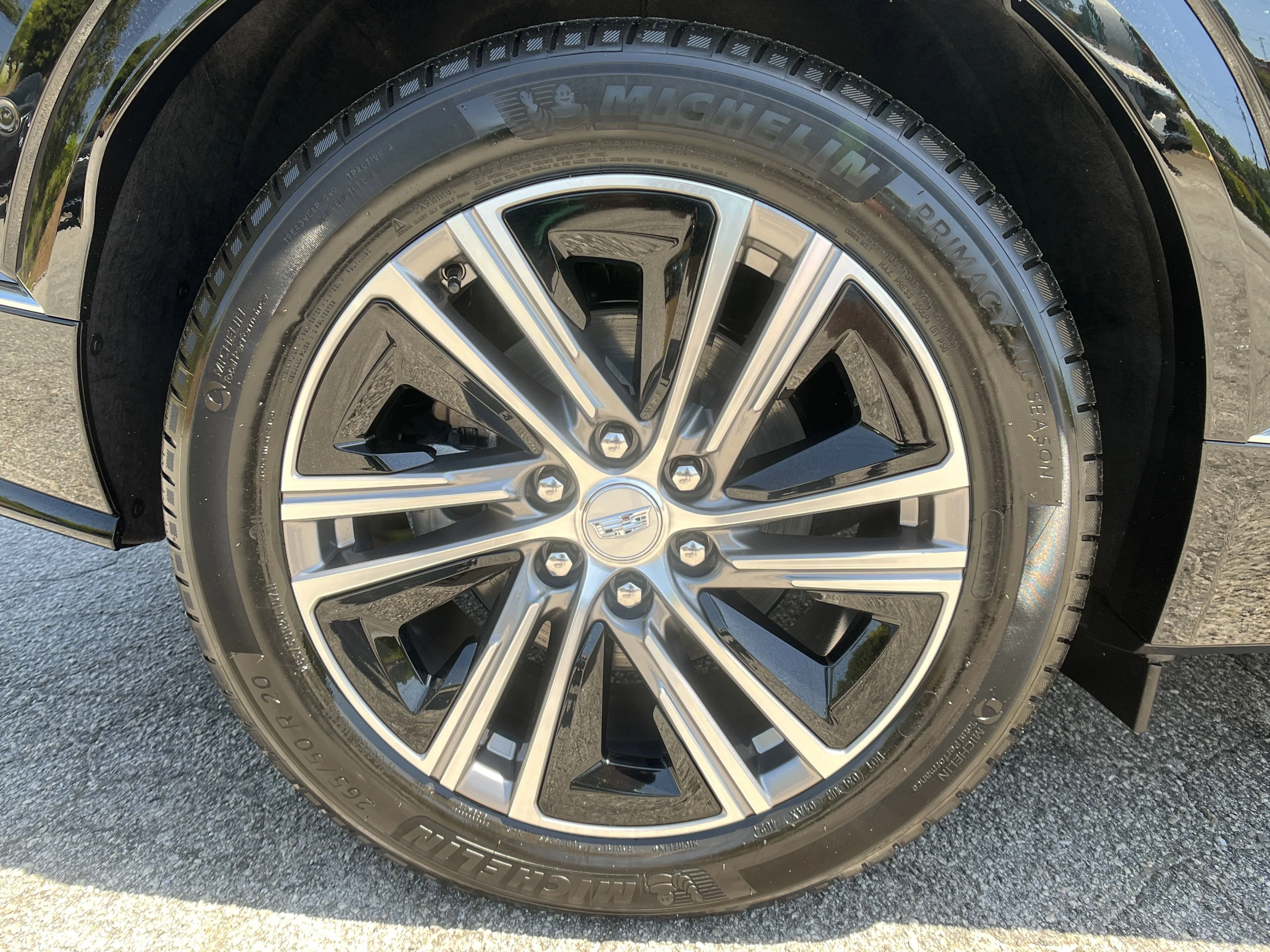 2025 Cadillac LYRIQ Luxury 1 - Photo 18