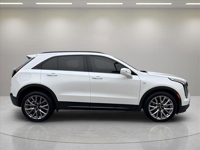 Used 2020 Crystal White Tricoat Cadillac AWD Sport image 6