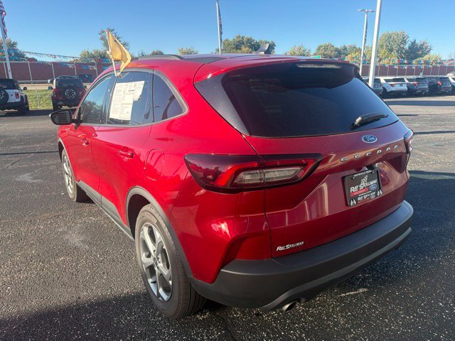 Certified Used 2025 Red Metallic Ford ST-Line image 6