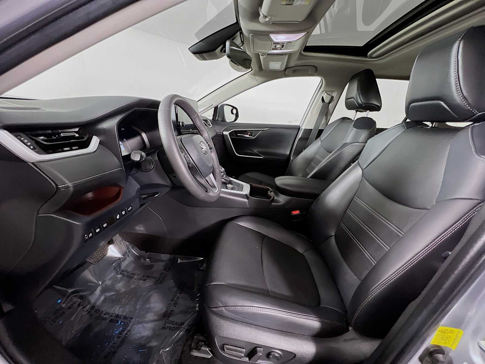 Used 2023 Silver Sky Metallic Toyota Limited image 21