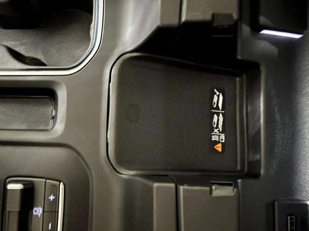 Certified Used 2026 Onyx Black GMC Denali image 17