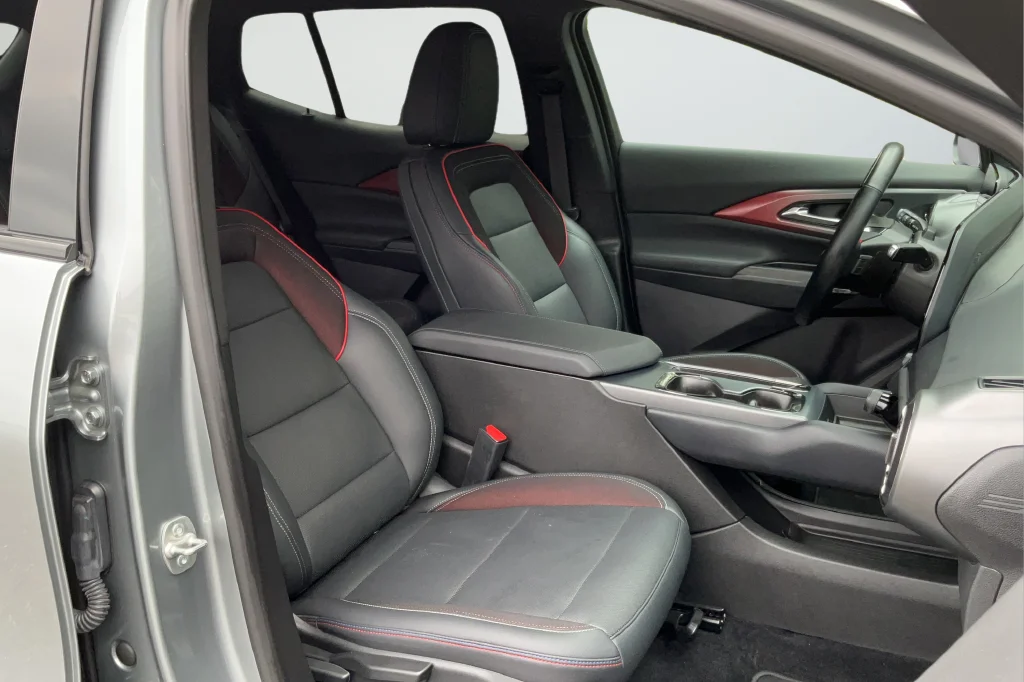 Used 2024 Gray Chevrolet RS image 19