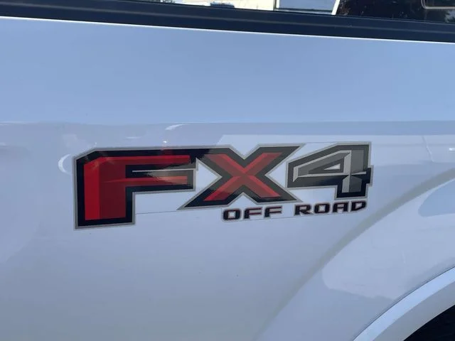 Used 2018 Oxford White Ford XLT image 8