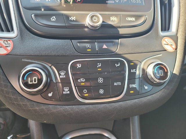 Used 2025 White Chevrolet LT image 24