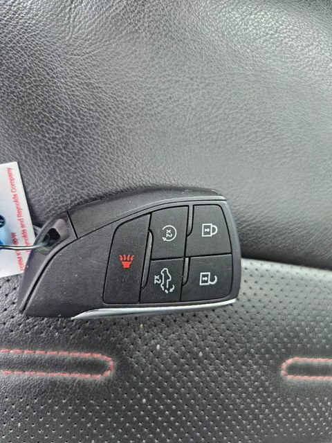 Used 2024 Sterling Metallic GMC AT4X image 29