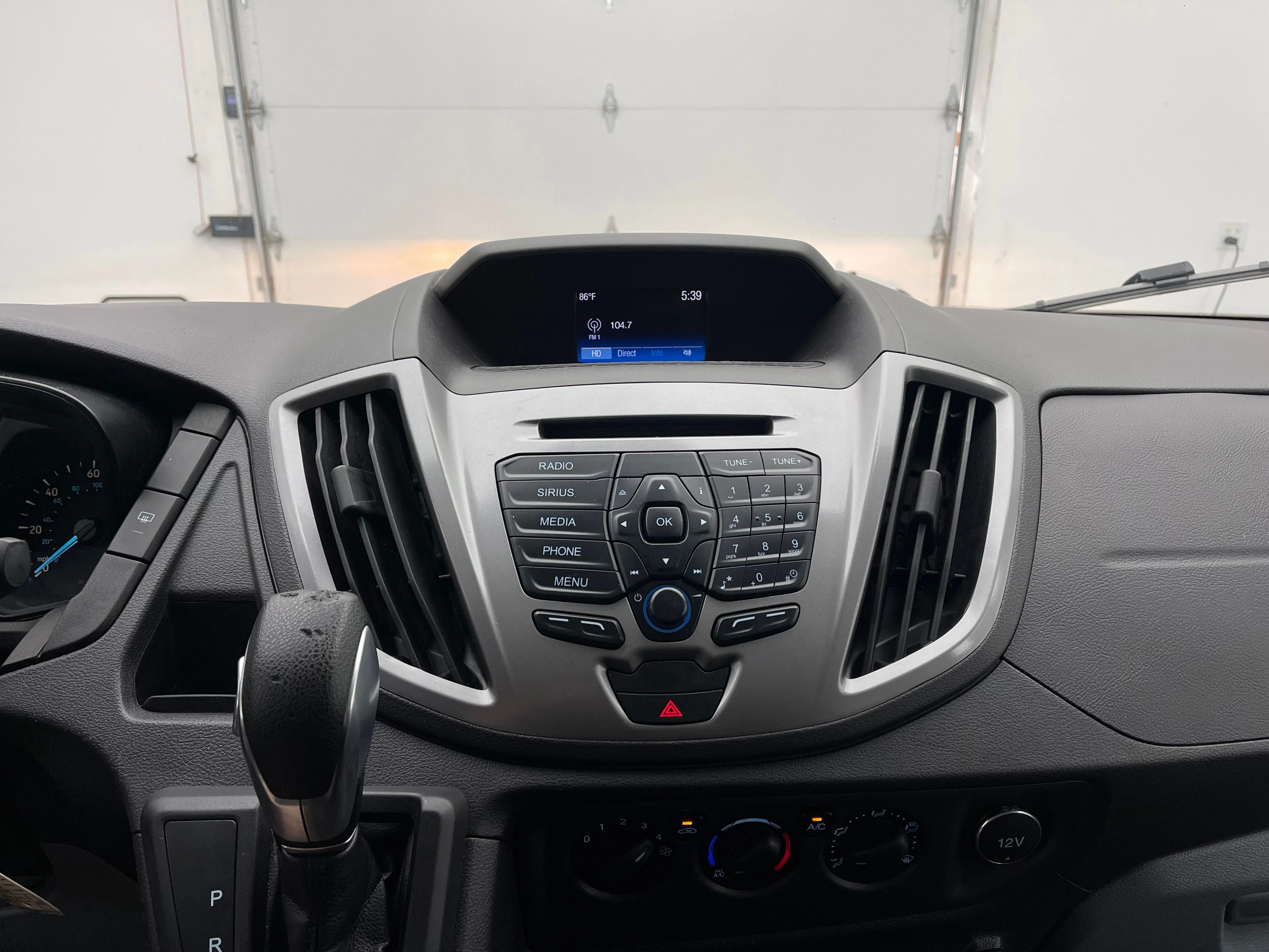 Used 2017 Oxford White Ford XLT image 22