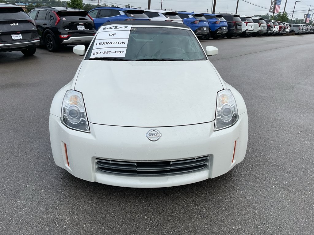 Used 2008 Pikes Peak White Pearl Nissan Grand Touring image 3