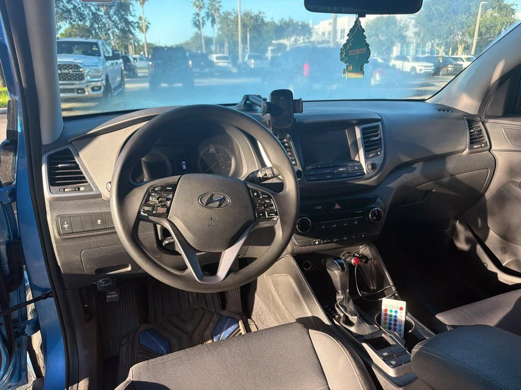 Used 2018 Caribbean Blue Hyundai SEL image 11