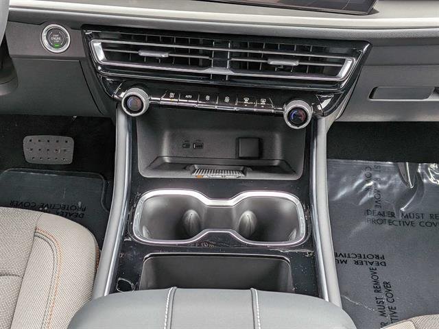 2027 Chevrolet Traverse LT - Photo 18