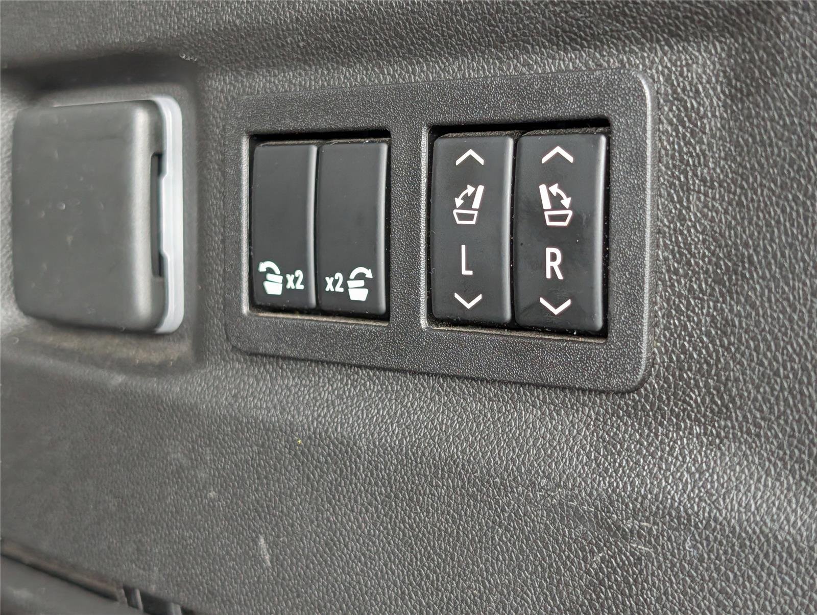 Used 2022 Dark Ash Metallic Chevrolet RST image 34