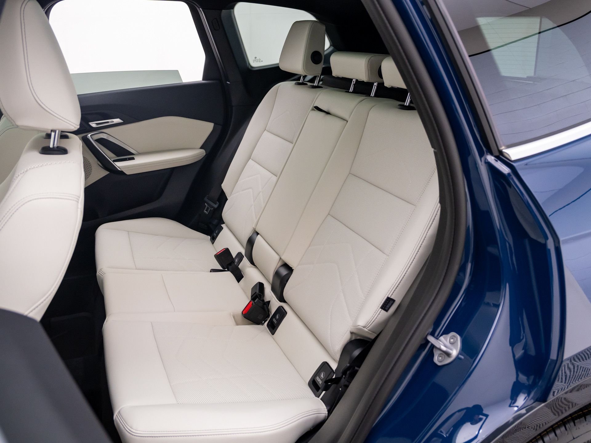 New 2026 Night Dusk Blue Metallic BMW xDrive28i image 18