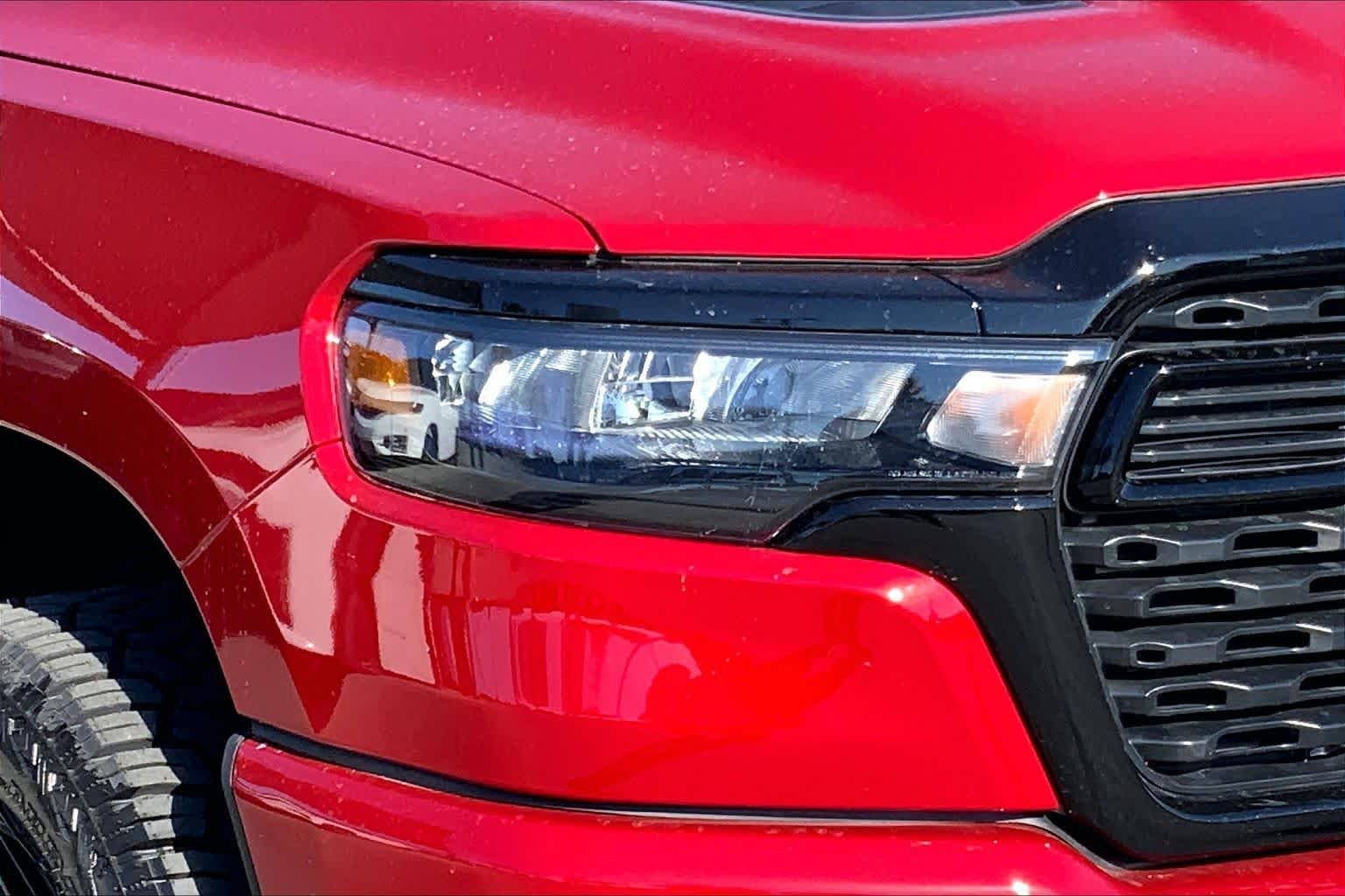 New 2026 Molten Red Pearl-Coat Exterior Paint RAM Express image 10