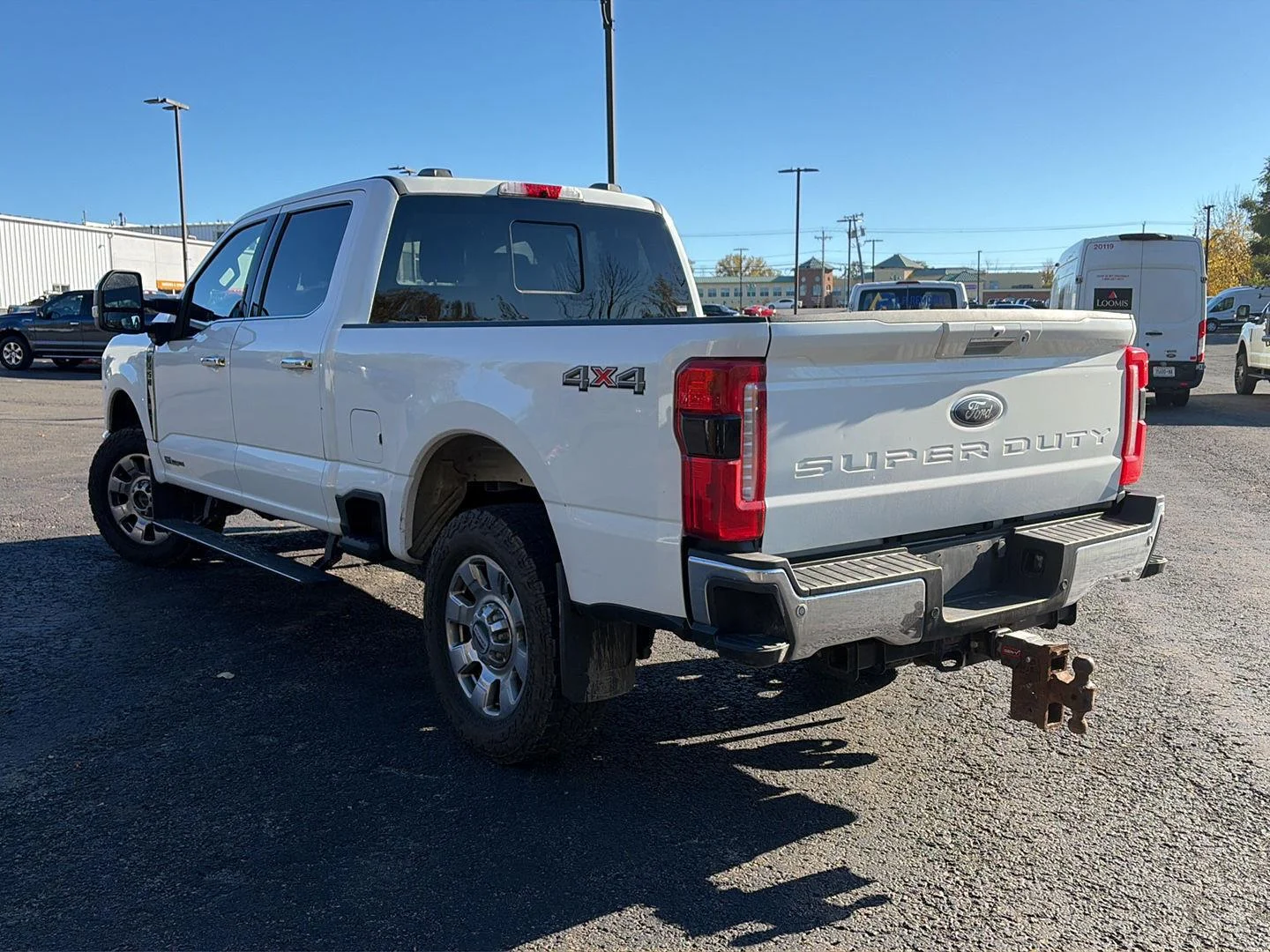 Used 2023 Star White Metallic Tri-Coat Ford Lariat image 3