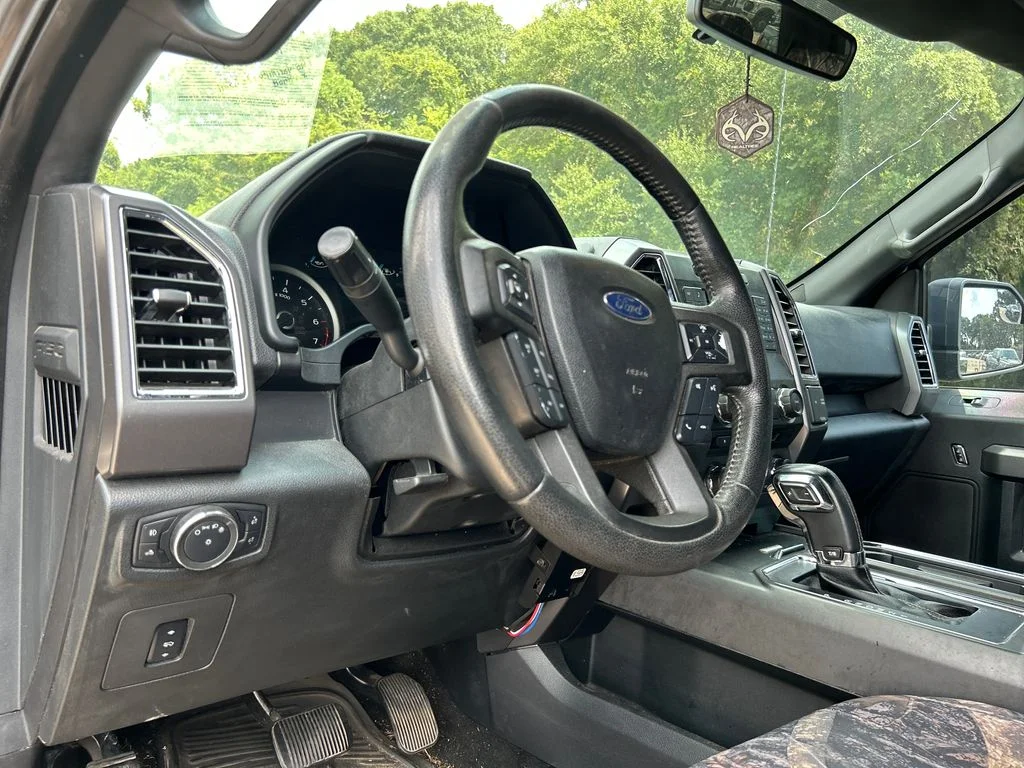 Used 2015 Gray Ford XLT image 8