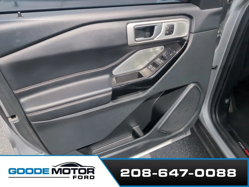 2023 Ford Explorer ST - Photo 9