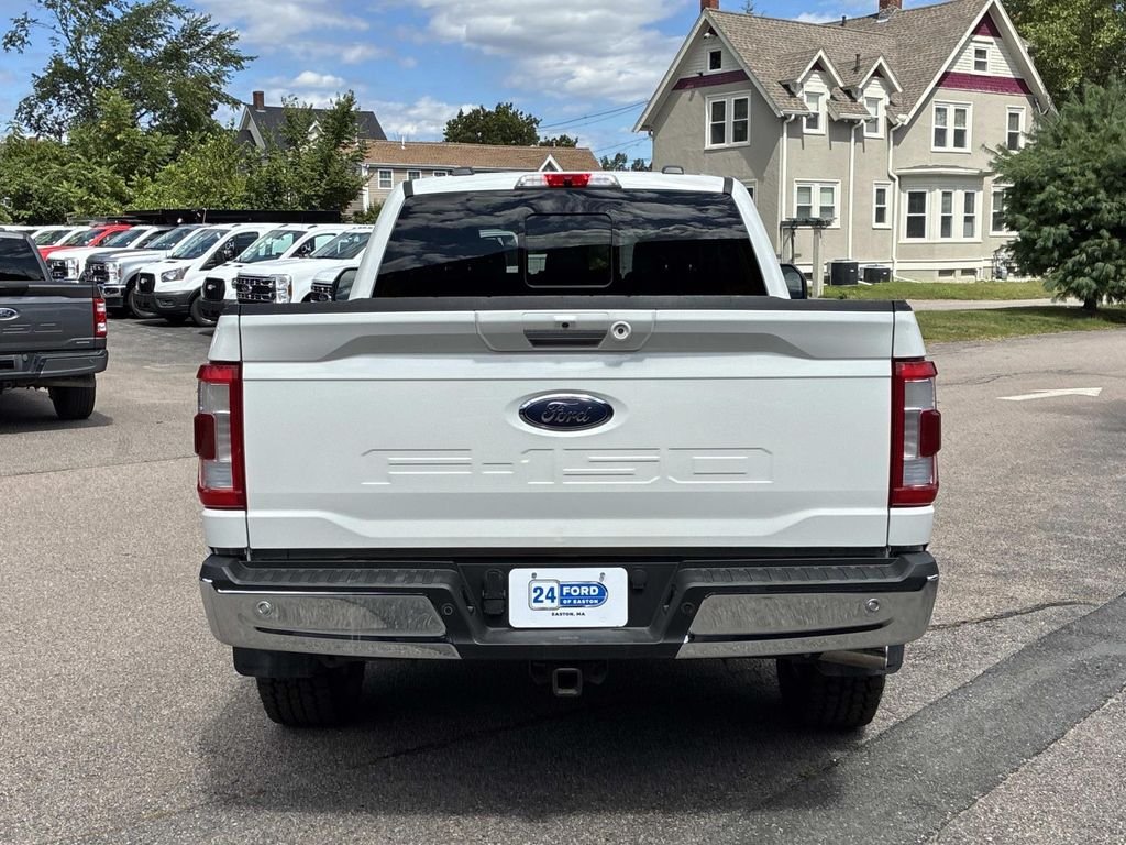 Used 2022 White Ford Lariat image 6