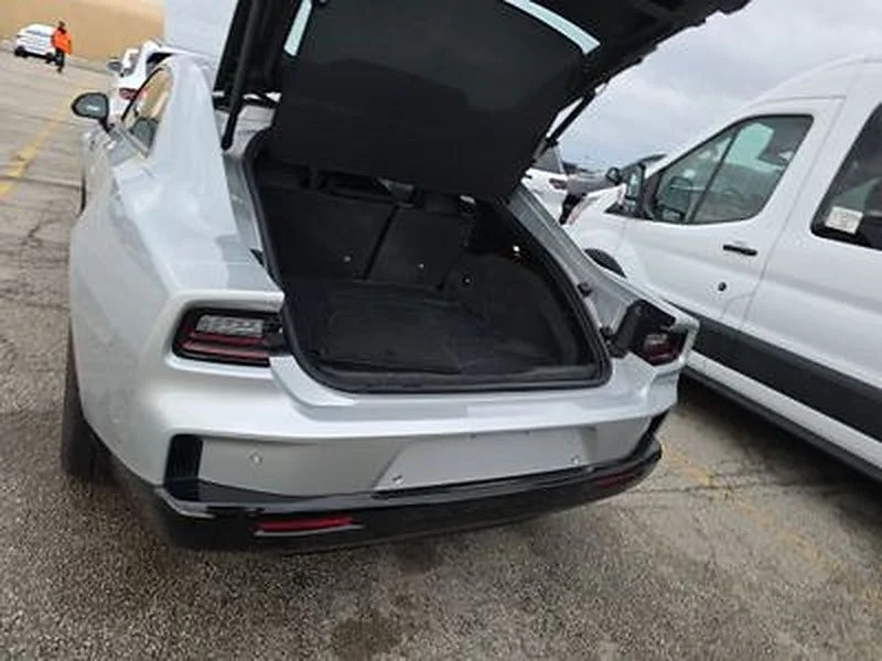 Used 2024 Silver Dodge R/T Scat Pack image 23