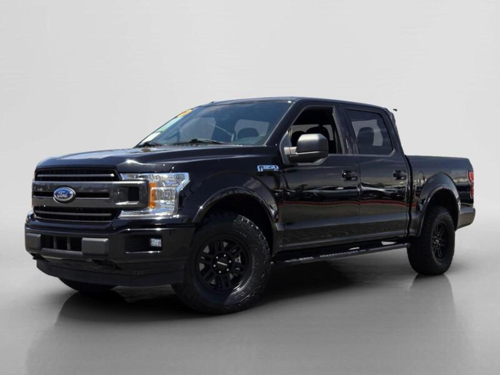 2020 Ford F-150 XLT 4x4 SuperCrew 5-1/2 Box's photo