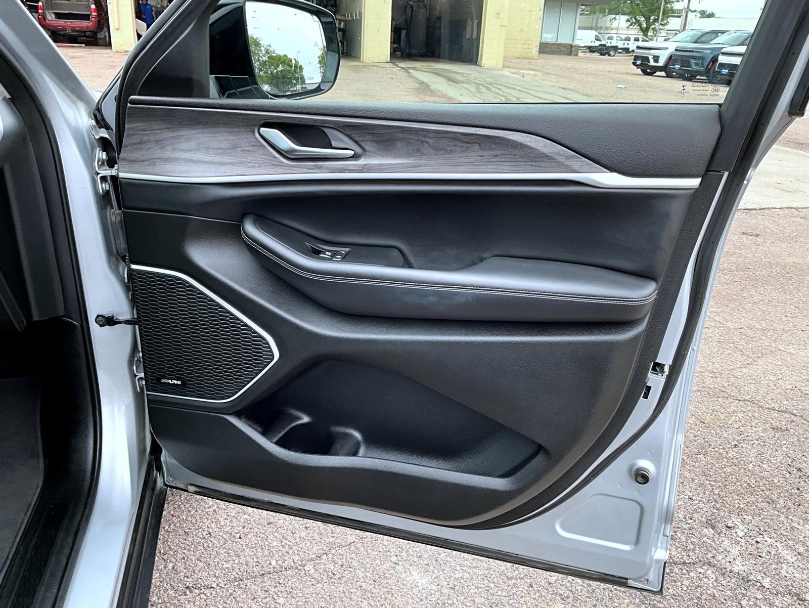 Used 2021 Silver Jeep Limited image 17